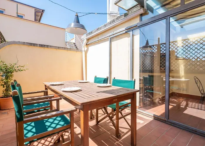 Terrace At 10 Mins From The Duomo - Homeunity Apartmán